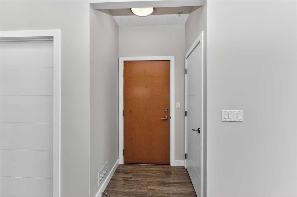 Picture for 1414, 95 Burma Star Road SW