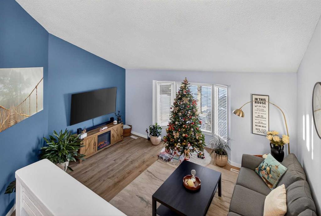 Picture for 77 Summerfield Road SE