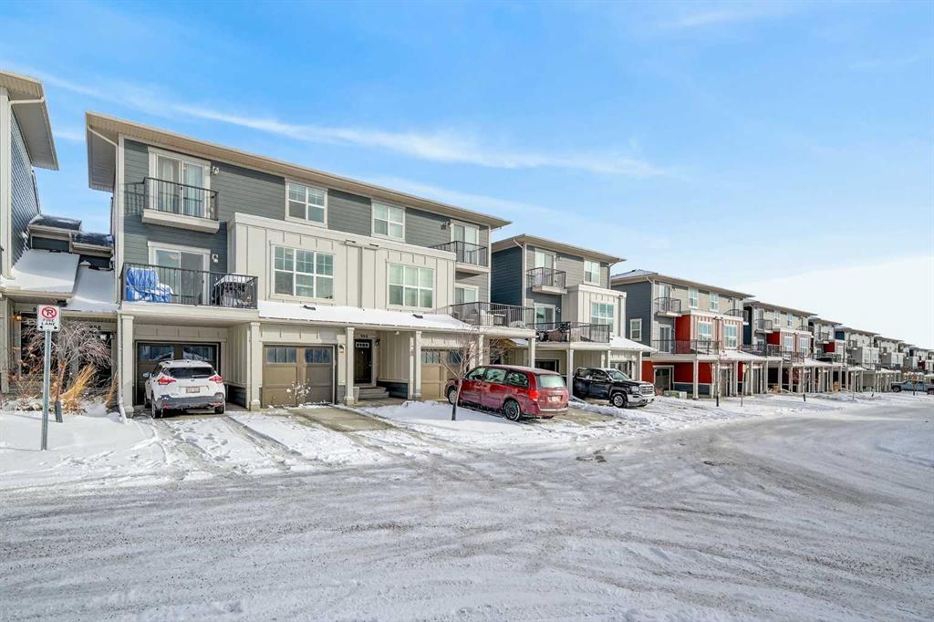 Picture for 905, 428 Nolan Hill Drive NW