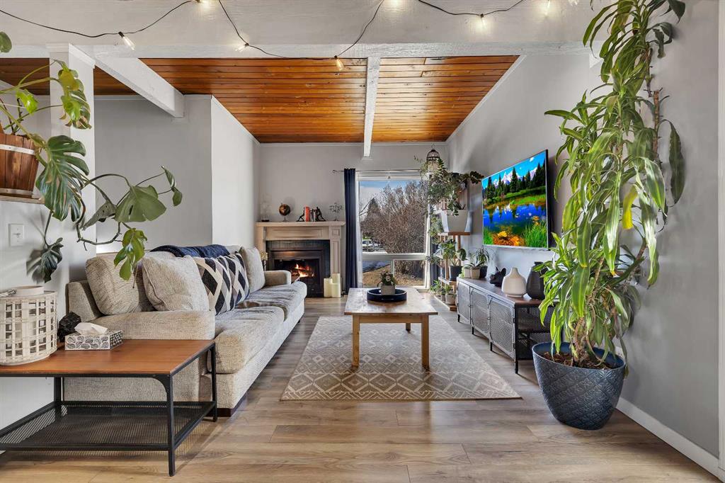 Picture for 426 Pinemont Gate NE