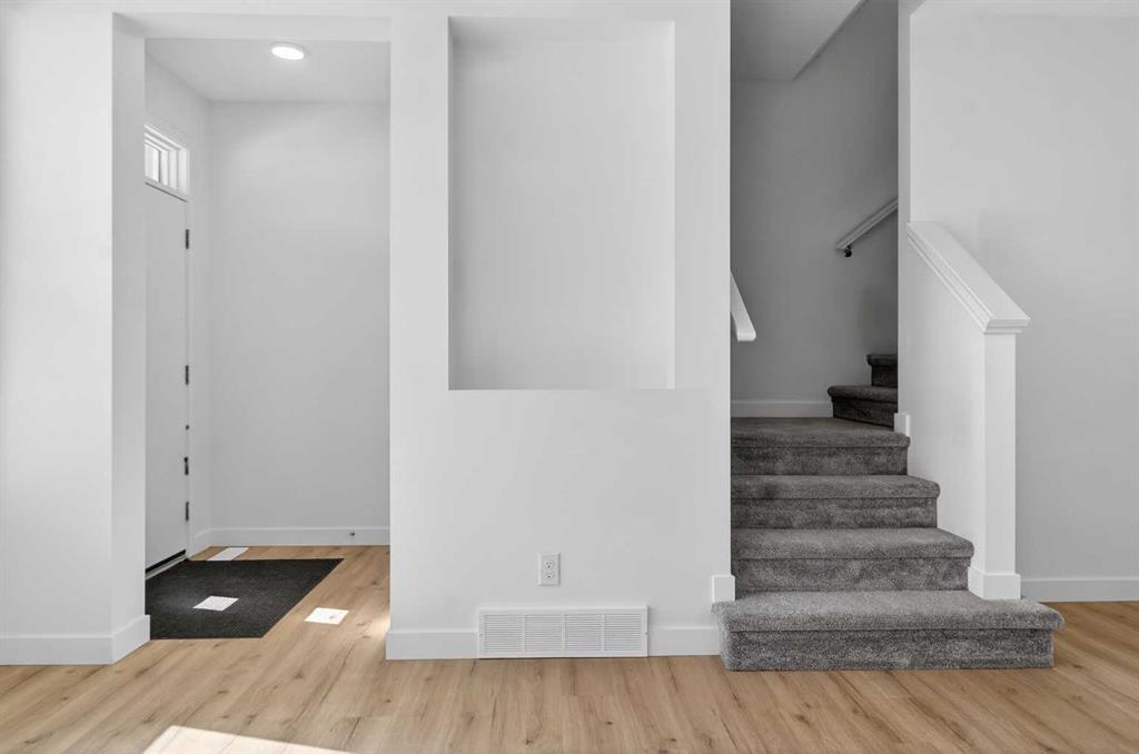 Picture for 216 142 Avenue NW