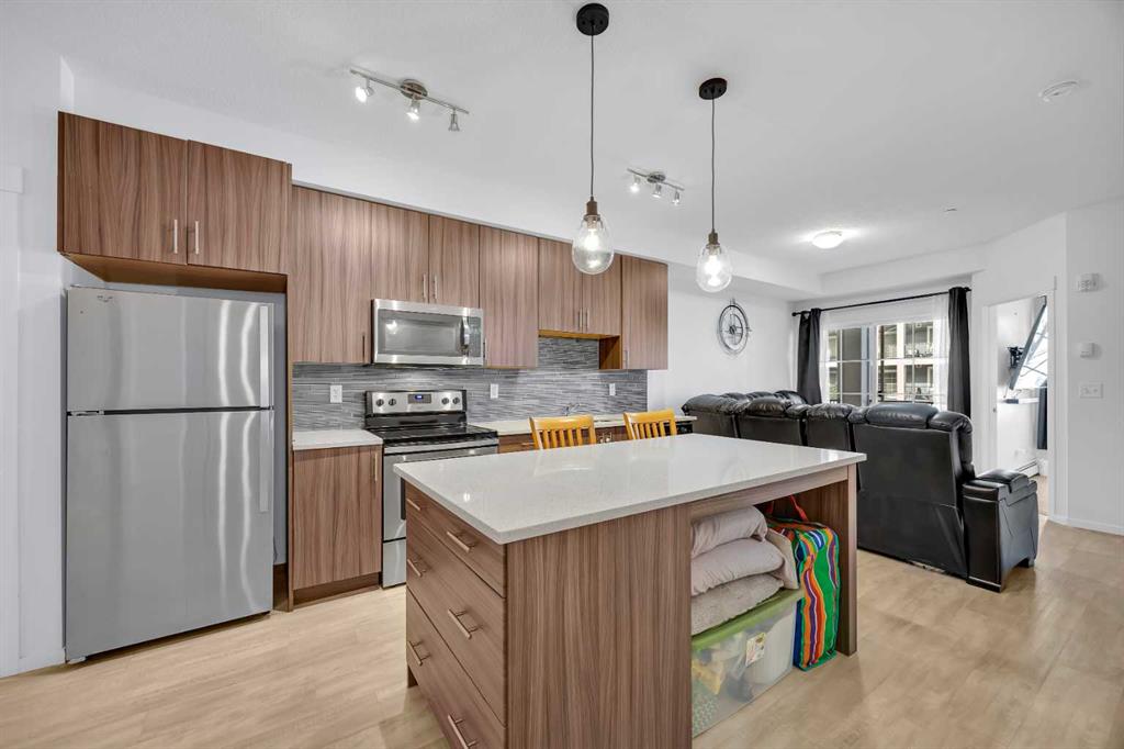 Picture for 3202, 215 Legacy Boulevard SE