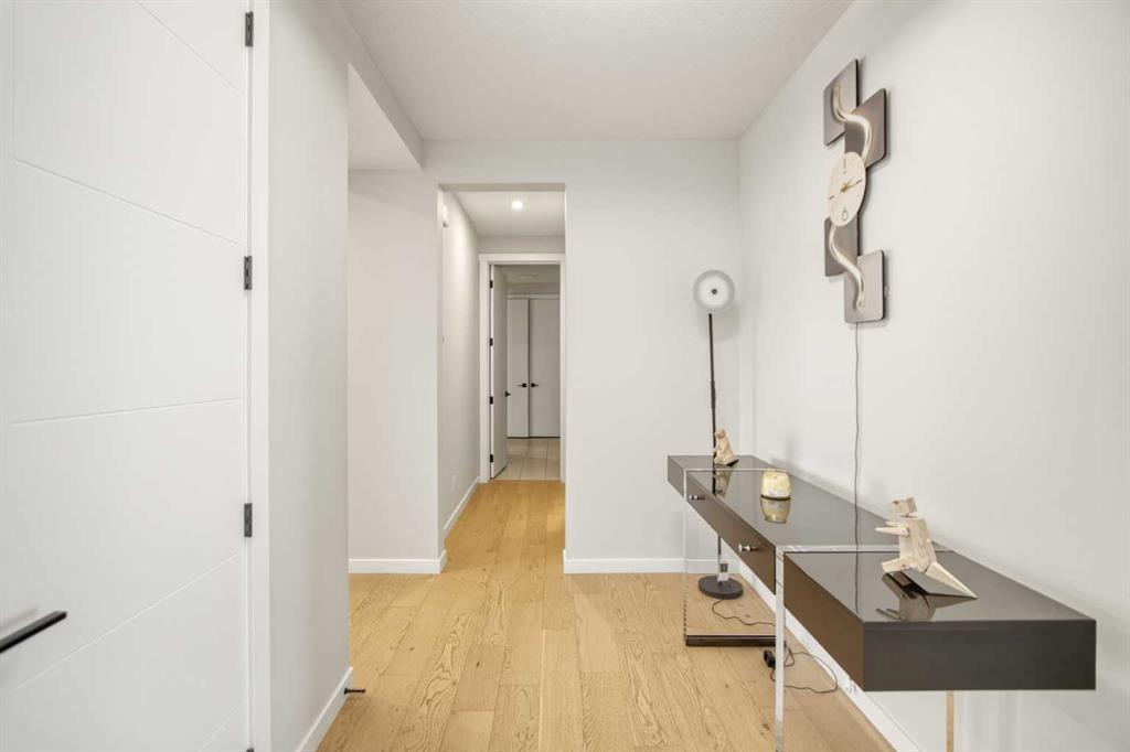 Picture for 1104 Cranbrook Gardens SE