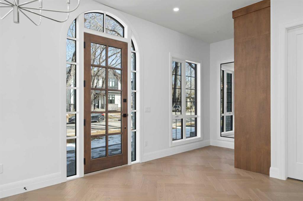 Picture for 2407 4 Avenue NW