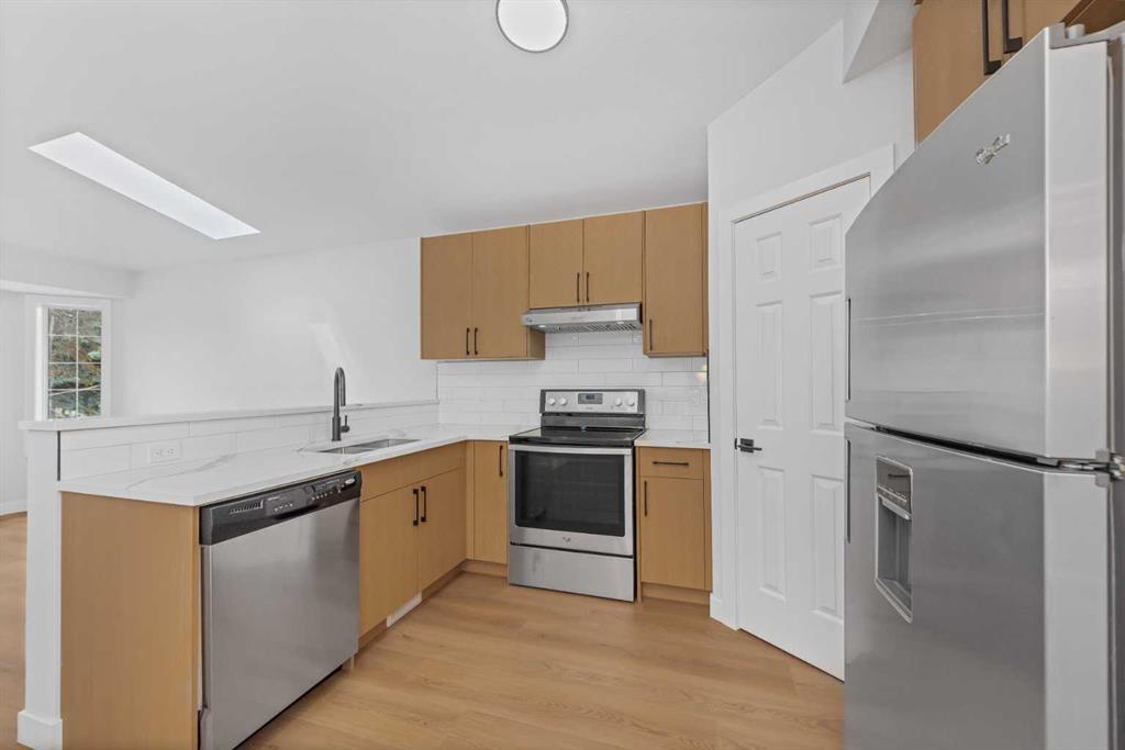 Picture for 207 coral springs Circle NE