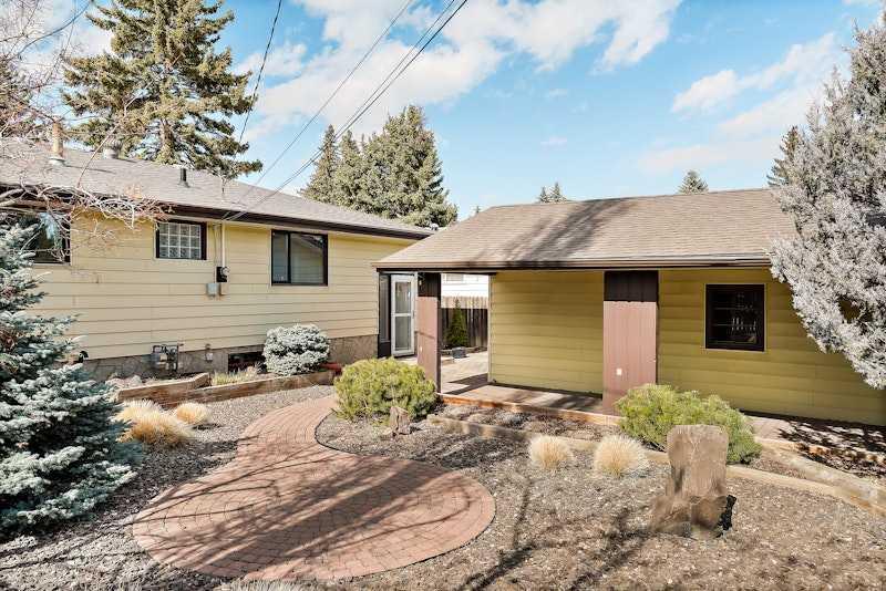 Picture for 5811 Londonderry Crescent SW