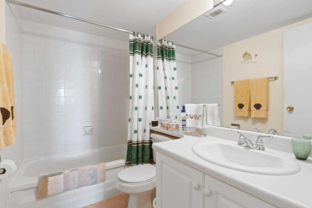 Picture for 16A, 231 Heritage Drive SE