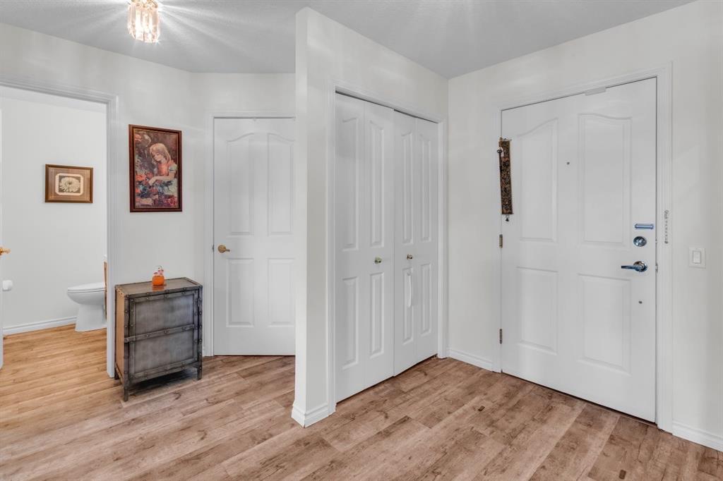 Picture for 1114, 1818 Simcoe Boulevard SW