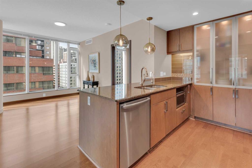 Picture for 1007, 888 4 Avenue SW