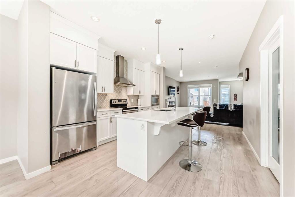 Picture for 140 Howse Avenue NE