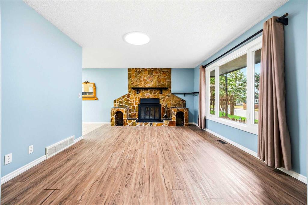 Picture for 103 Thorson Crescent 