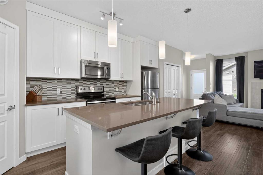 Picture for 257 Cranford Park SE