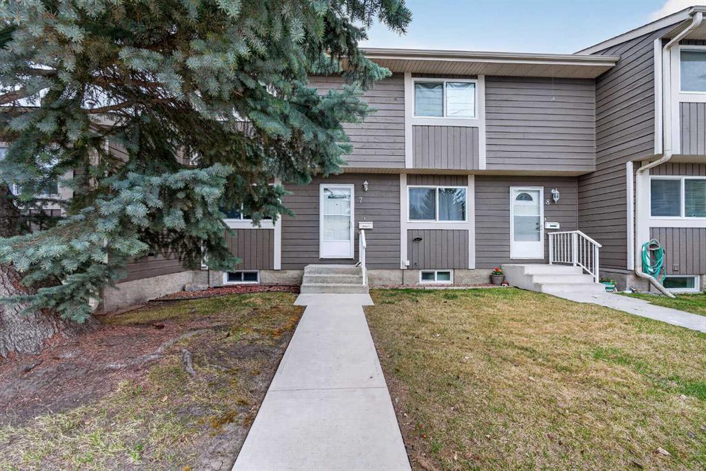 Picture for 7, 14736 Deerfield  
