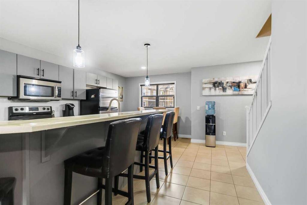 Picture for 14, 180 Riverstone Ridge 