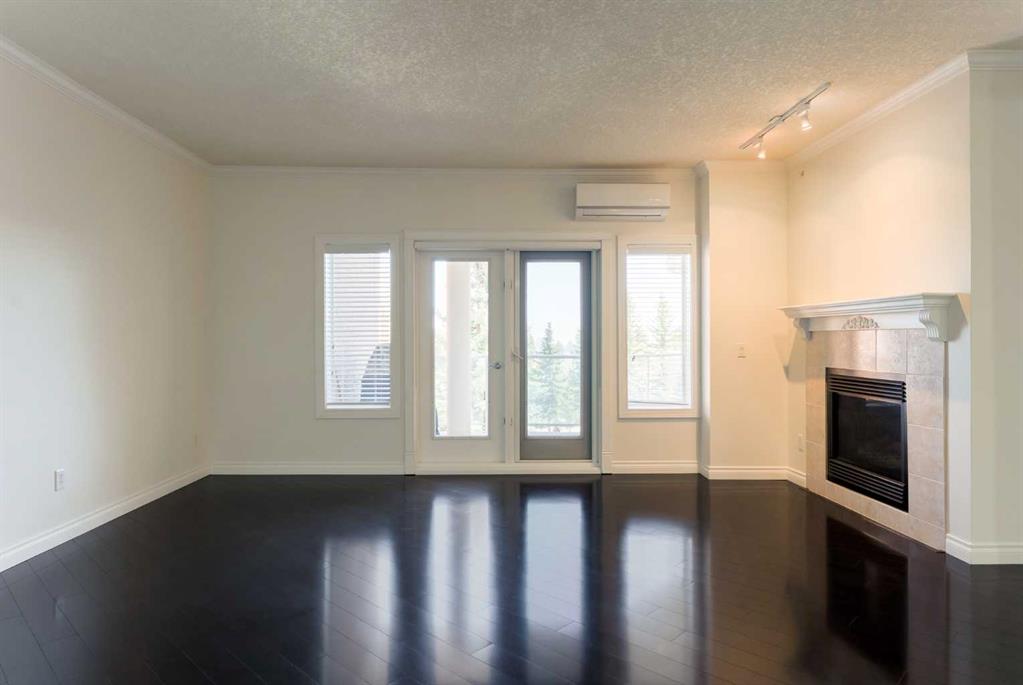 Picture for 205, 200 Patina Court SW