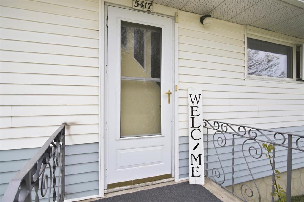 Picture for 5417 50 Street 