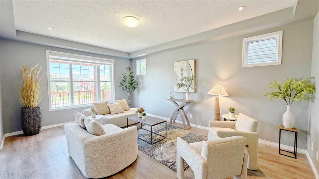 Picture for 285 Windrow Crescent SW