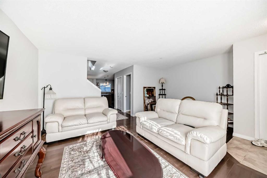 Picture for 50 Elgin Meadows Park SE