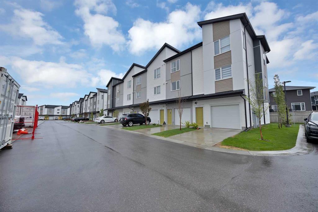 Picture for 411, 301 Redstone Boulevard NE