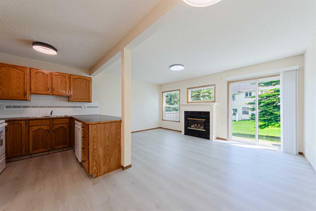 Picture for 88 Country Hills Villas NW