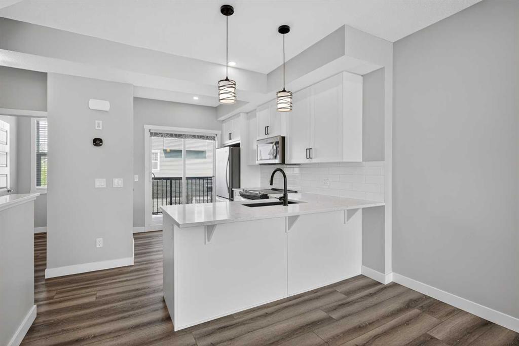 Picture for 703, 115 Sagewood Drive SW