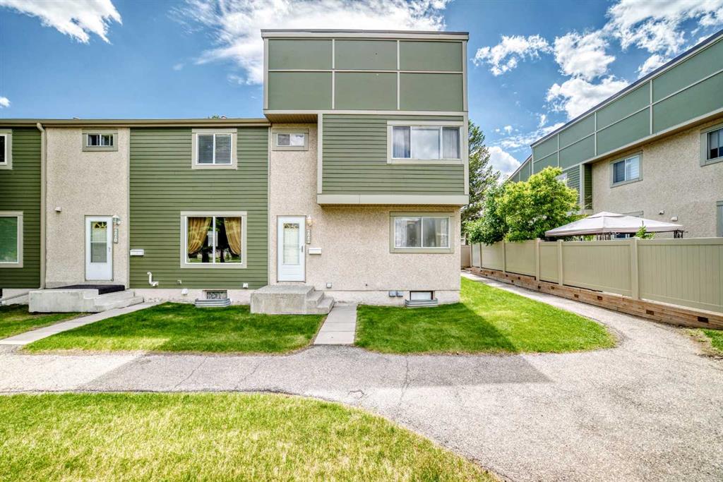 Picture for 222, 406 Blackthorn Road NE