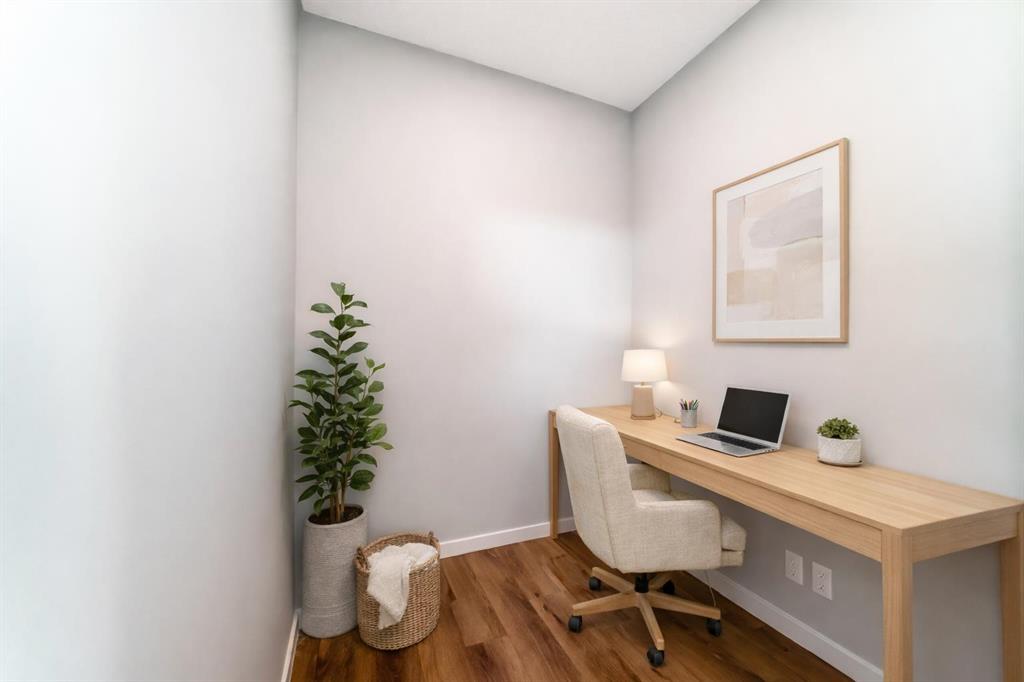 Picture for 3037 Lanark Boulevard SE