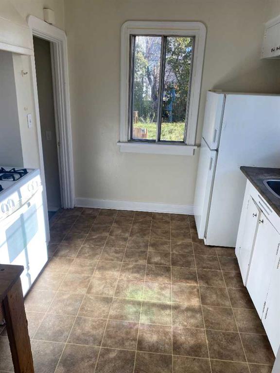 Picture for 1402 Centre A Street NE https://www.cirrealty.ca/reb/creb/19/A2266119_9.jpg