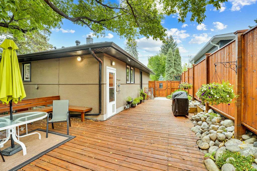 Picture for 3045 26A Street SW https://www.cirrealty.ca/reb/creb/19/A2266219_30.jpg