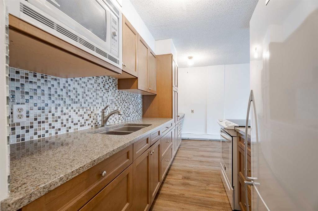 Picture for 301, 3420 50 Street NW