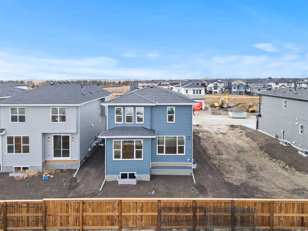 Picture for 303 Kinniburgh Loop 