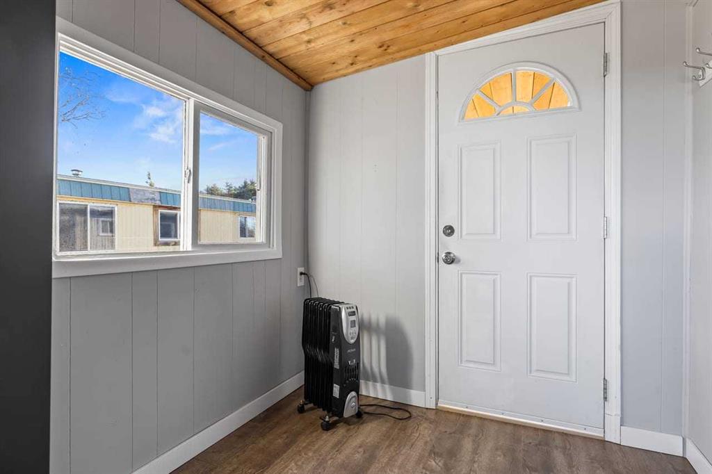 Picture for 113 Sunset Way NE