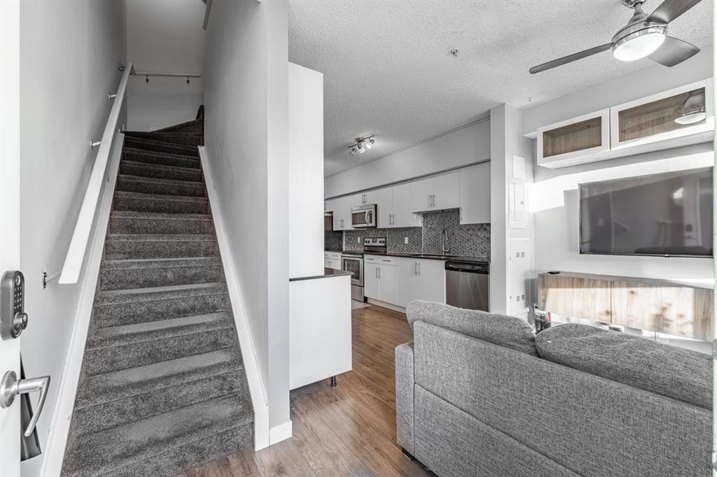 Picture for 112, 1740 9 Street NW