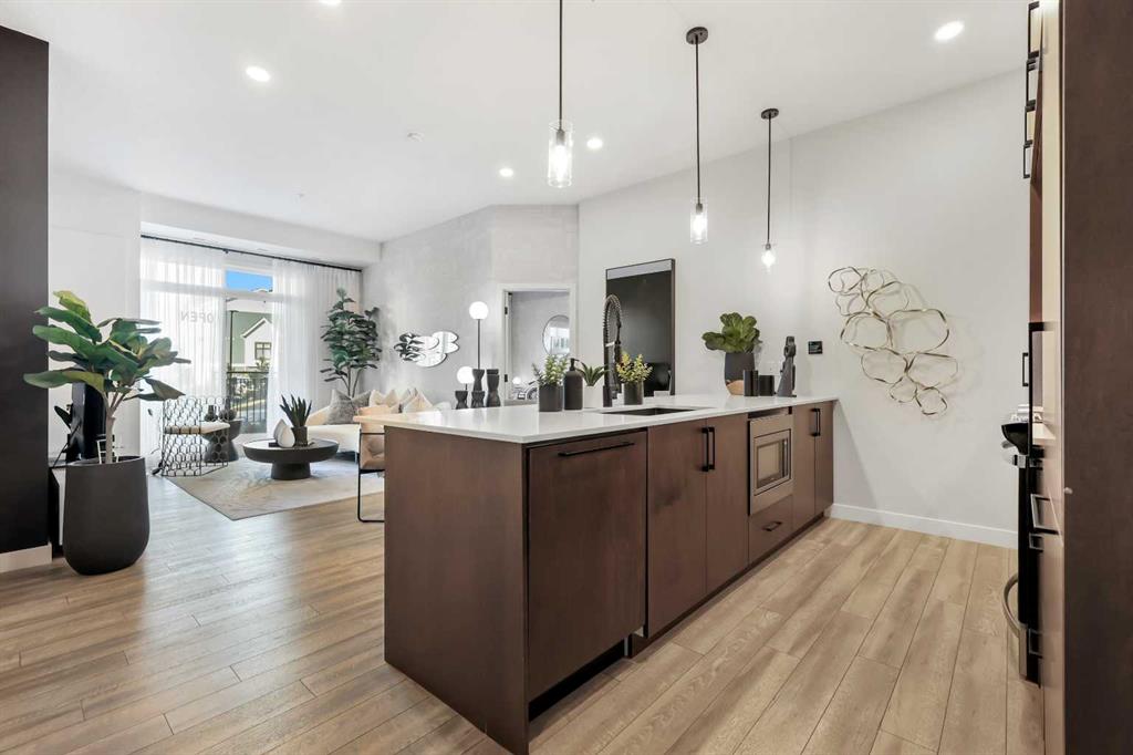 Picture for 103, 255 Les Jardins Park SE