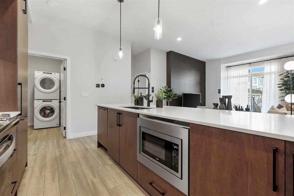 Picture for 103, 255 Les Jardins Park SE