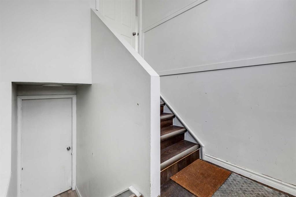 Picture for 224 Whitworth Way NE