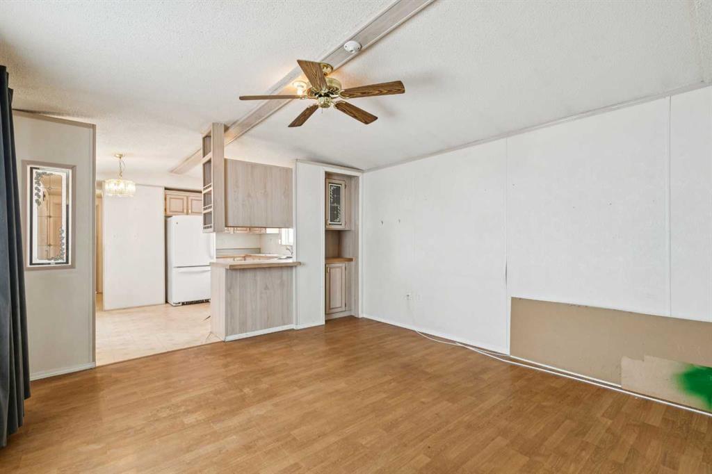 Picture for 428, 1101 84 Street NE