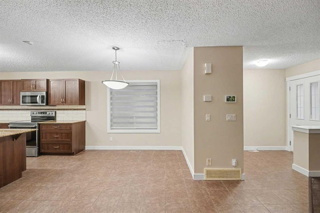 Picture for 14 Skyview Point Link NE