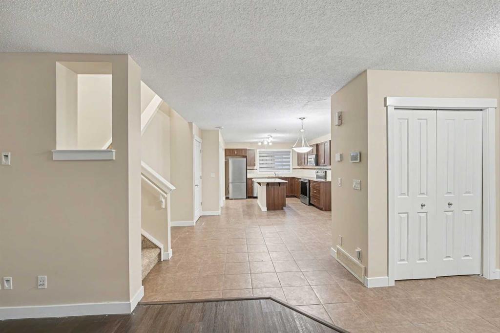 Picture for 14 Skyview Point Link NE