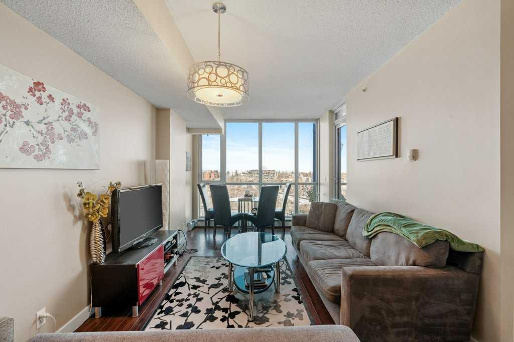 Picture for 1601, 325 3 Street SE