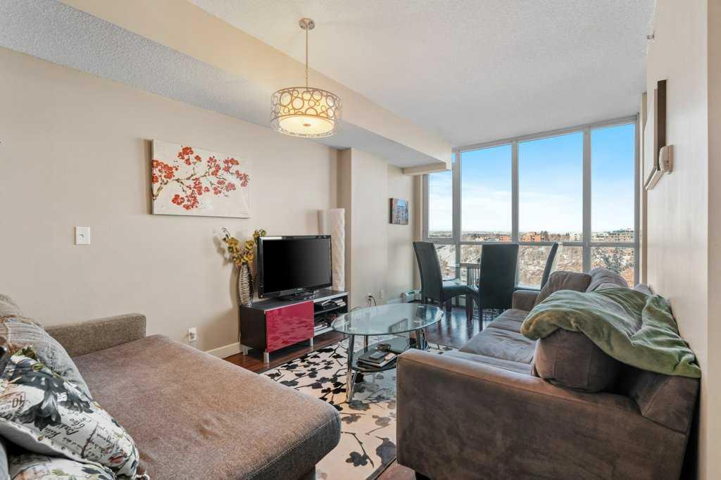 Picture for 1601, 325 3 Street SE