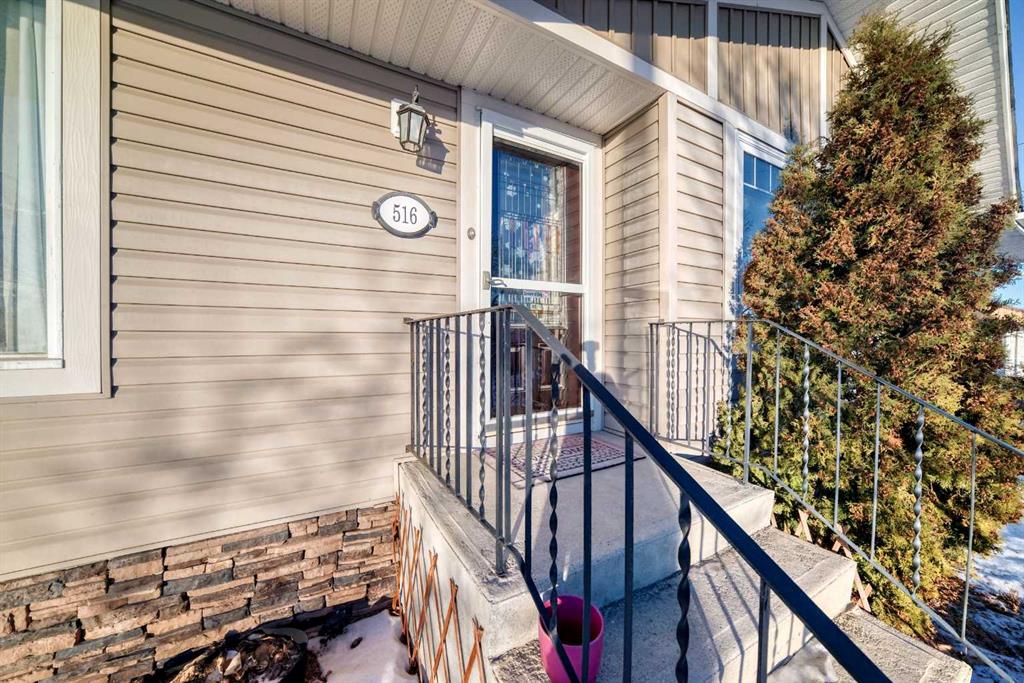 Picture for 516 2 Avenue NE