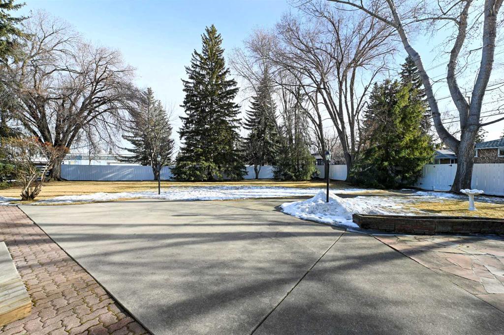 Picture for 1111 Beverley Boulevard SW