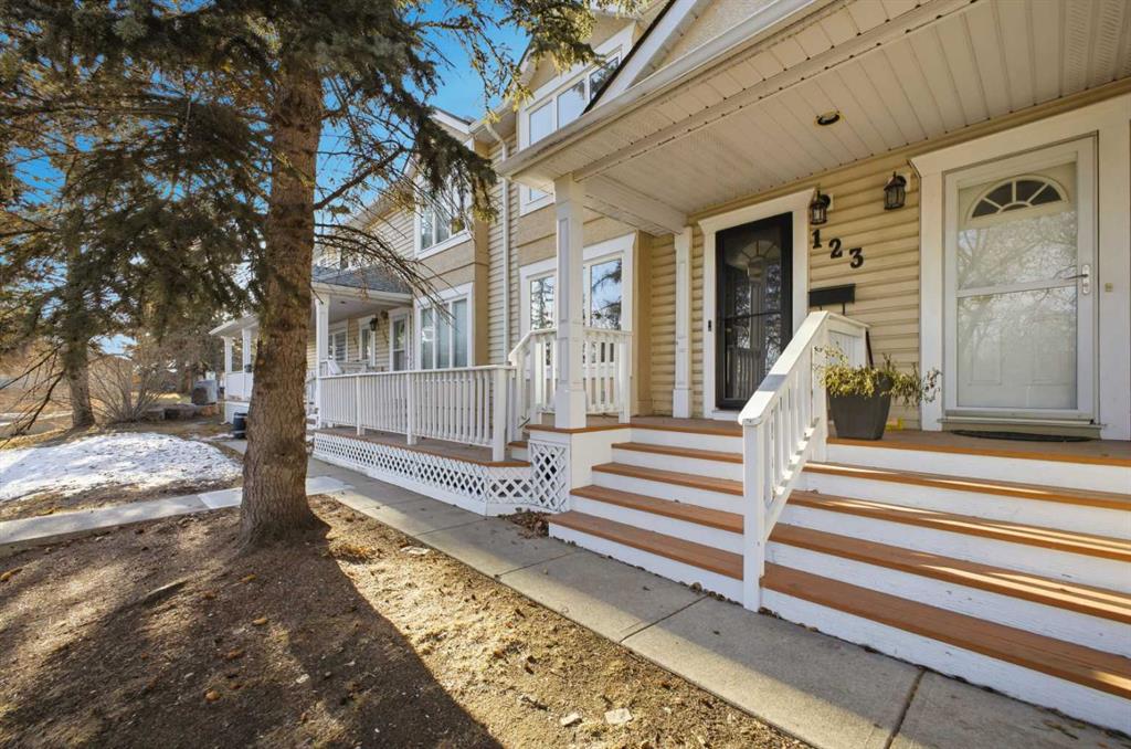 Picture for 123 Killarney Glen Court SW