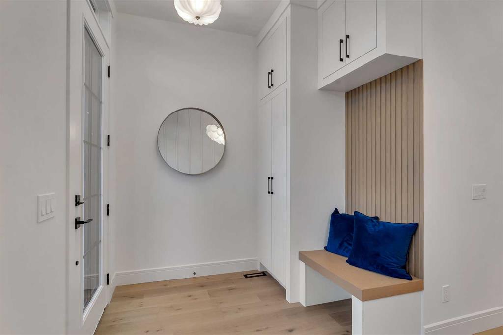 Picture for 1729 19 Avenue NW