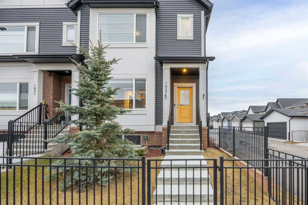 Picture for 1027 Lanark Boulevard SE