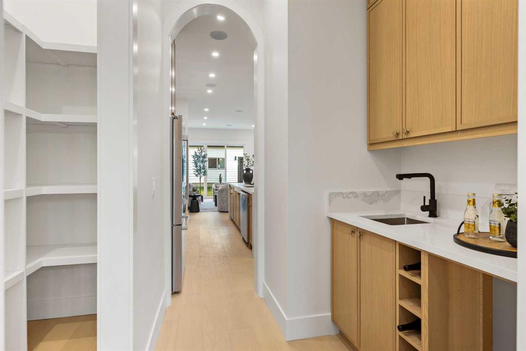 Picture for 2413 25 Avenue NW