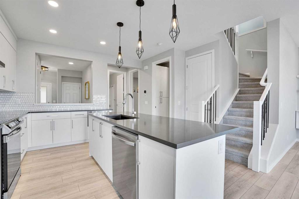 Picture for 179 Lucas Heights NW