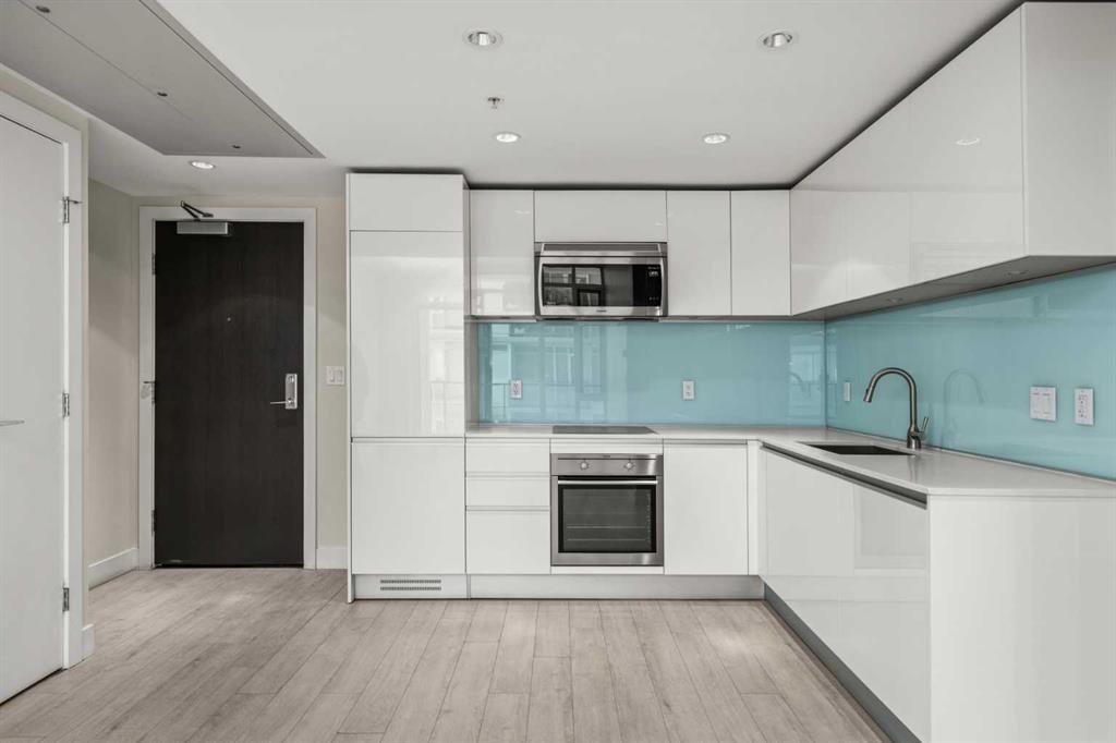 Picture for 2005, 1188 3 Street SE