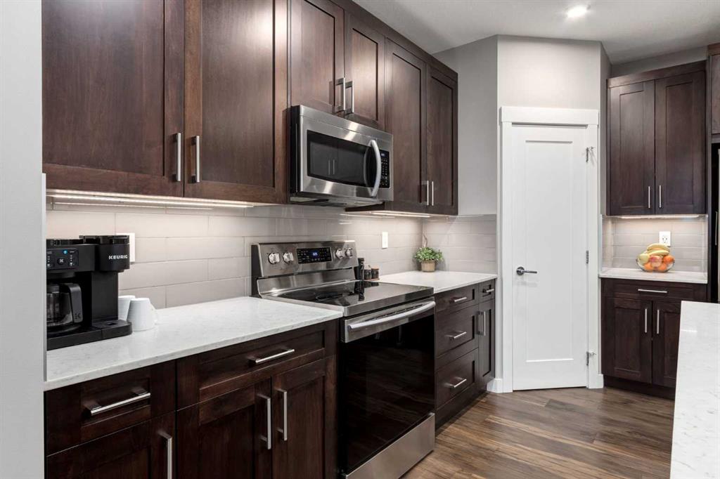 Picture for 312, 10 WALGROVE Walk SE